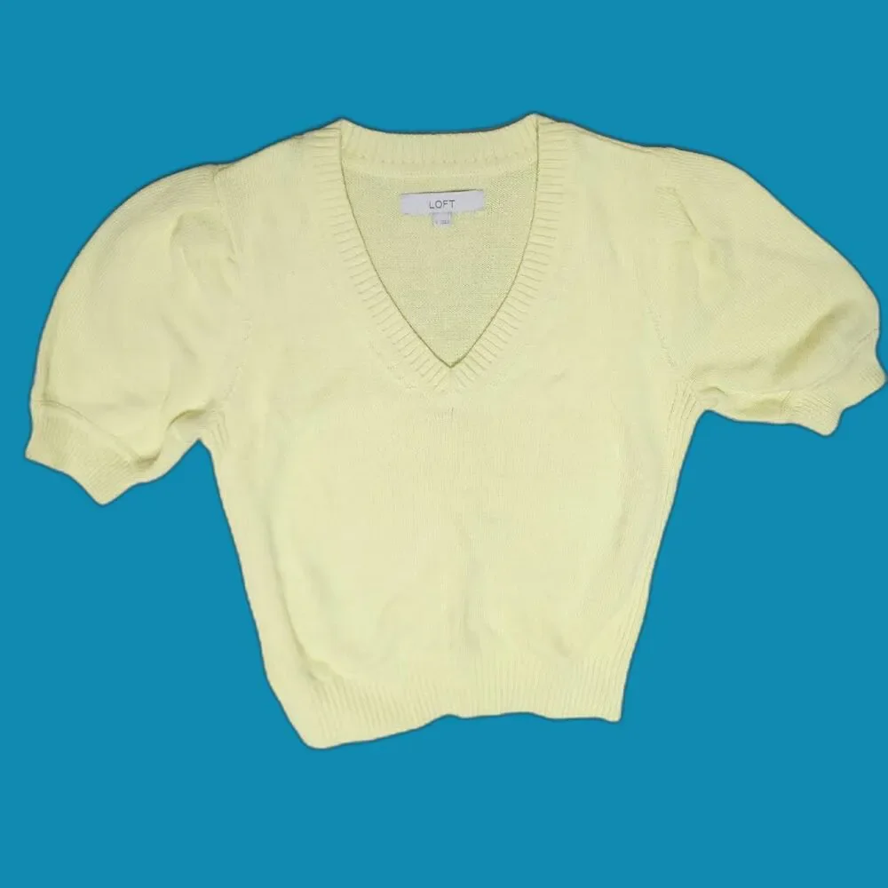 Loft Women's Yellow Short Sleeve Sweater Size Small